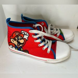 SUPER MARIO BROTHERS Mario Luigi Yoshi Nintendo Hi Top Sneaker Shoes Kids Size 3